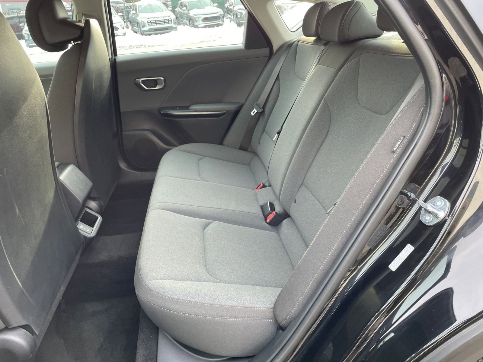 Used 2025 Kia K4 LXS image 24