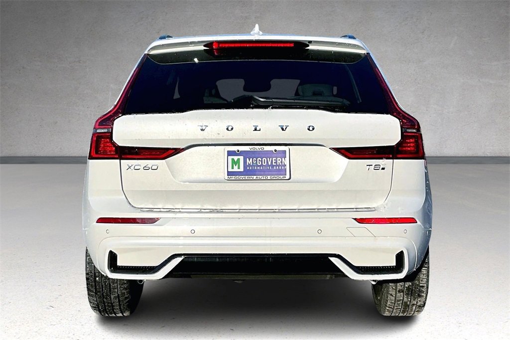 New 2026 Volvo XC60 T8 Ultra w/ Protection Package Premier image 4