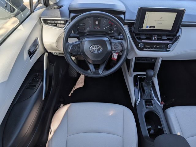 Used 2025 Toyota Corolla Cross L image 12