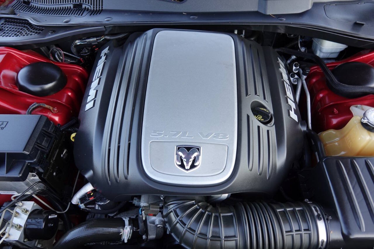 Used 2006 Dodge Magnum R/T w/ Convenience Group II RWD image 8