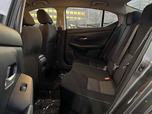 Used 2021 Nissan Sentra SV image 29