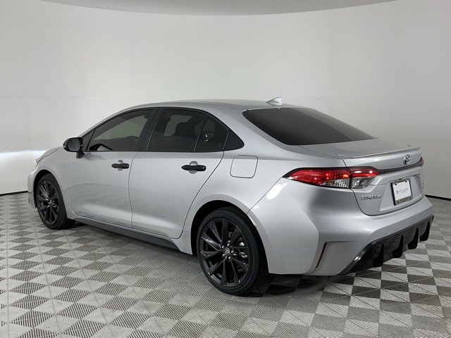 Used 2025 Toyota Corolla SE image 5
