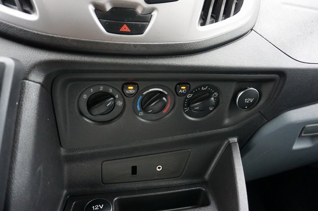 Used 2015 Ford Transit 350 XLT image 23