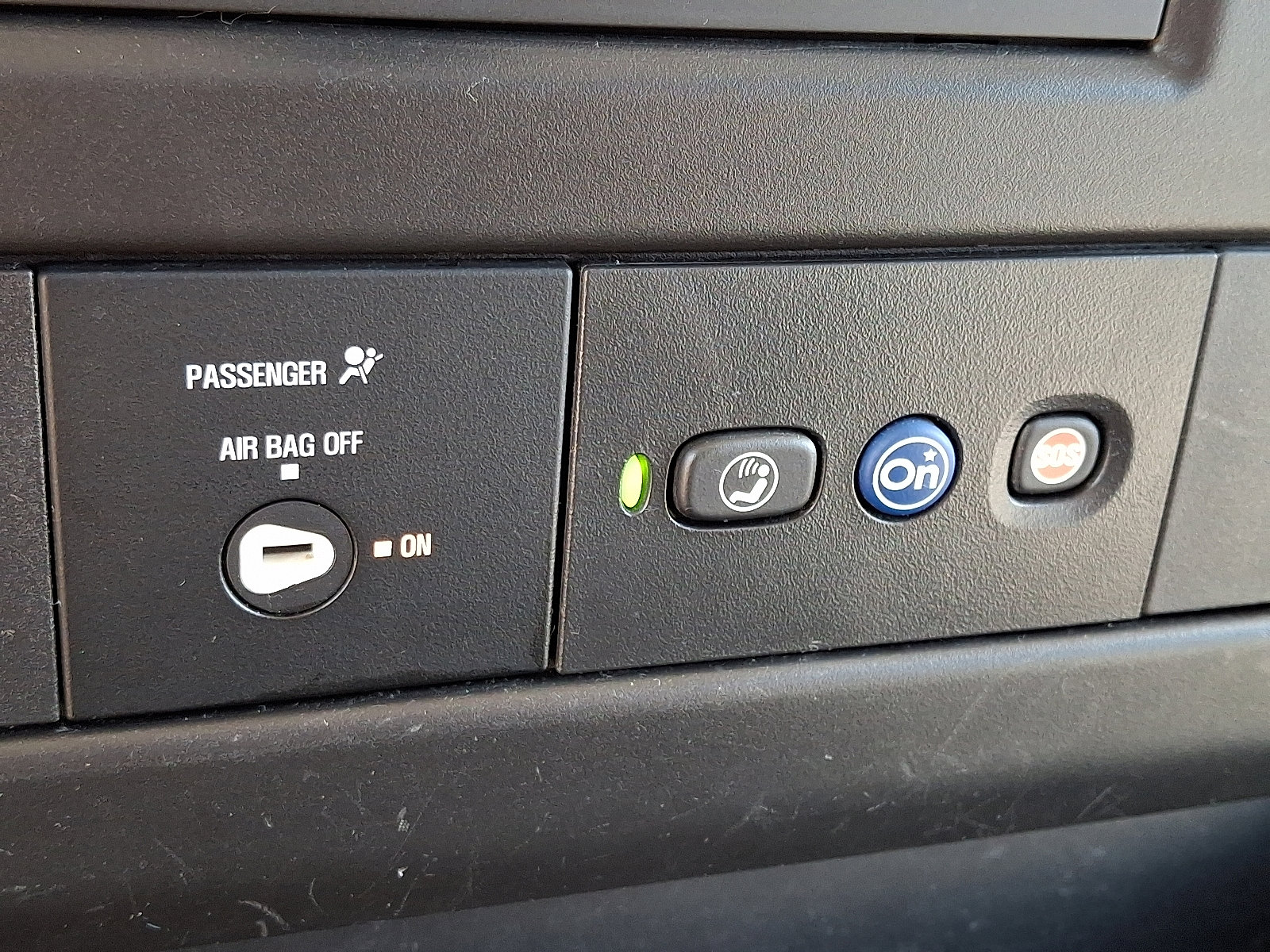 Used 2022 Chevrolet Express 2500 Extended w/ Driver Convenience Package image 25