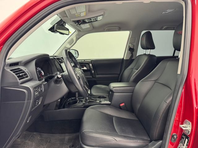 Used 2023 Toyota 4Runner TRD Off-Road Premium AWD/4WD image 17