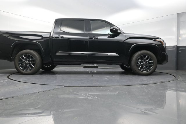Used 2026 Toyota Tundra Platinum AWD/4WD image 38