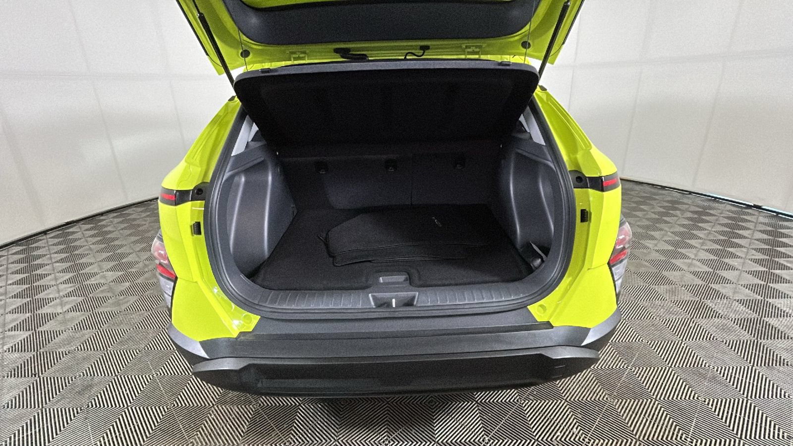 Used 2024 Hyundai Kona SEL FWD image 33