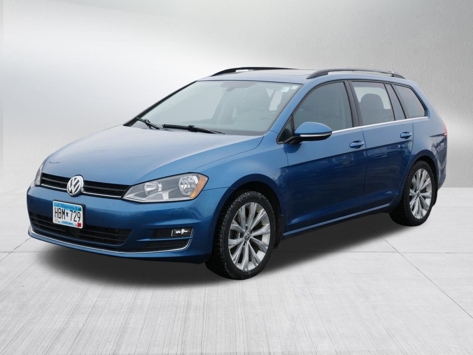 Used 2015 Volkswagen Golf SE image 3