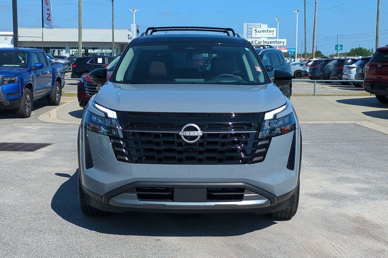 New 2026 Nissan Pathfinder Platinum w/ Cargo Package FWD image 9