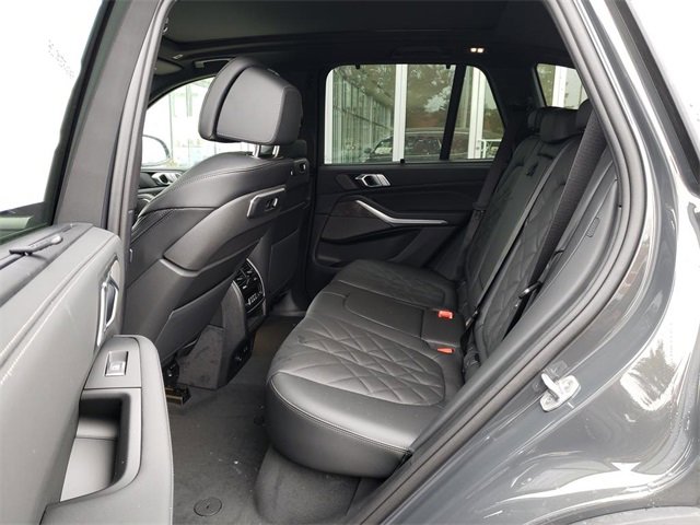 New 2026 BMW X5 xDrive40i w/ Climate Comfort Package image 11