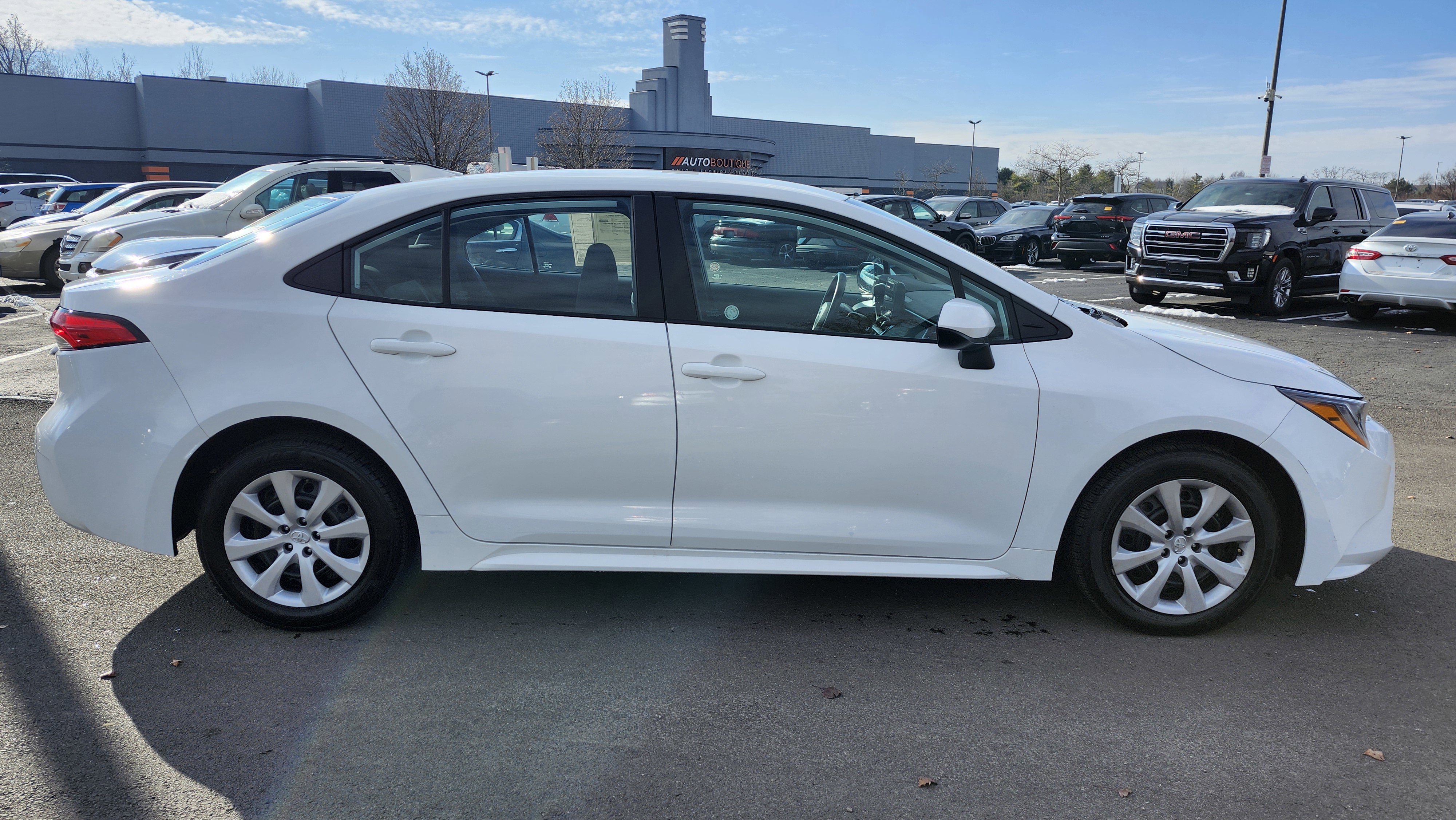 Used 2024 Toyota Corolla LE image 16