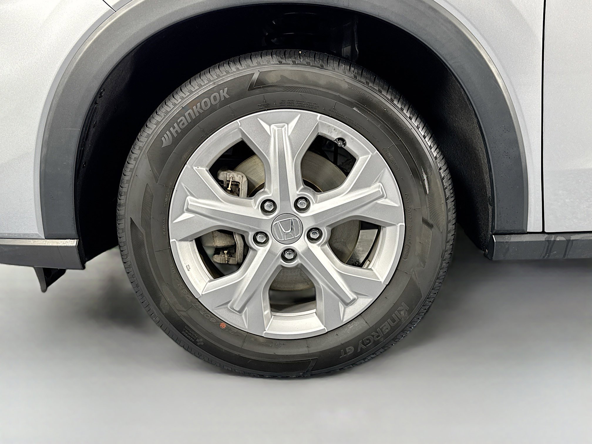 Certified 2023 Honda HR-V LX image 28