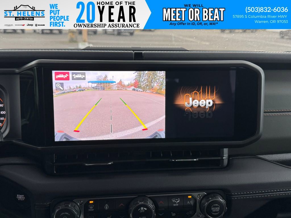 New 2025 Jeep Gladiator Mojave image 25