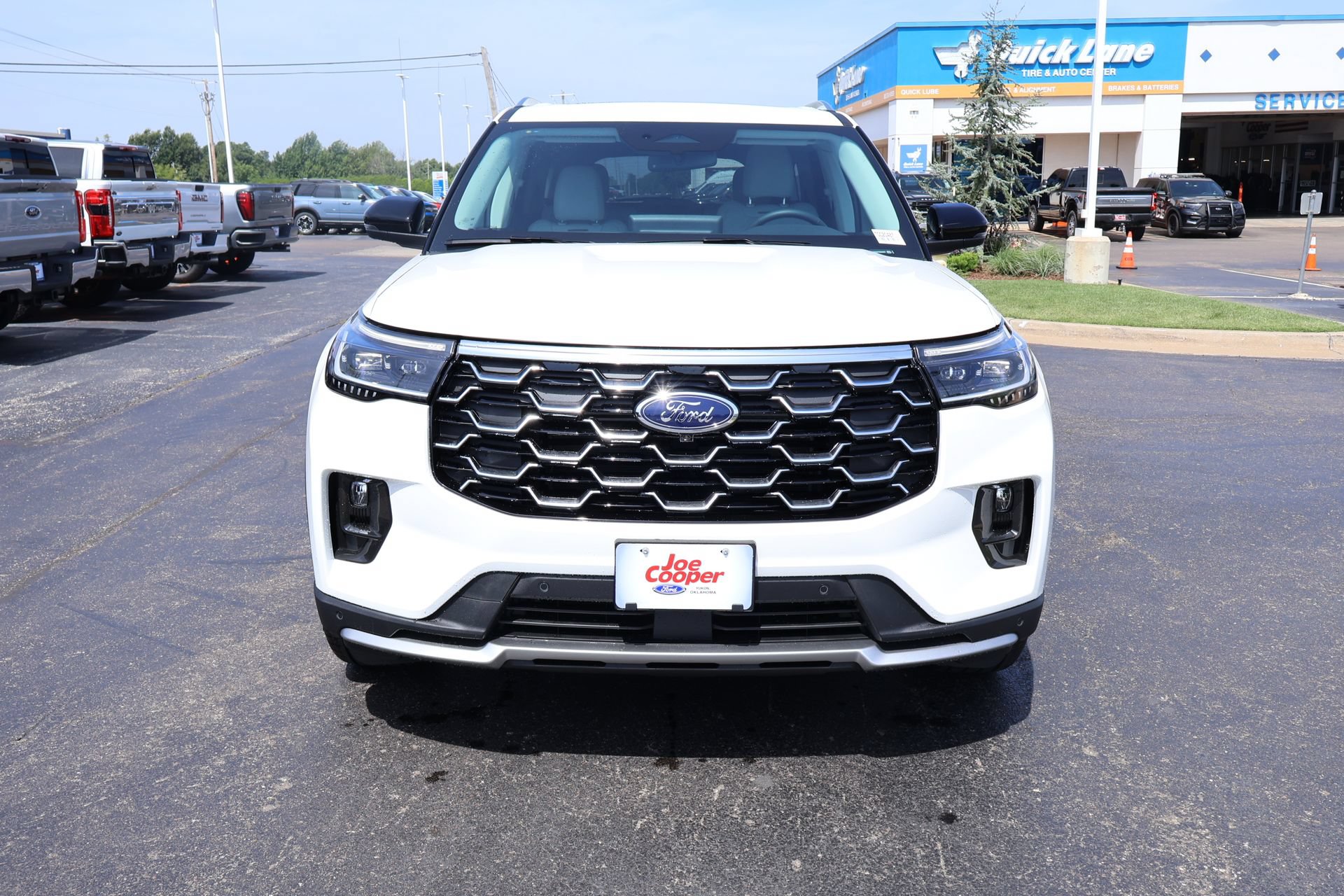 New 2026 Ford Explorer Platinum w/ LUX Leather Package AWD/4WD image 10