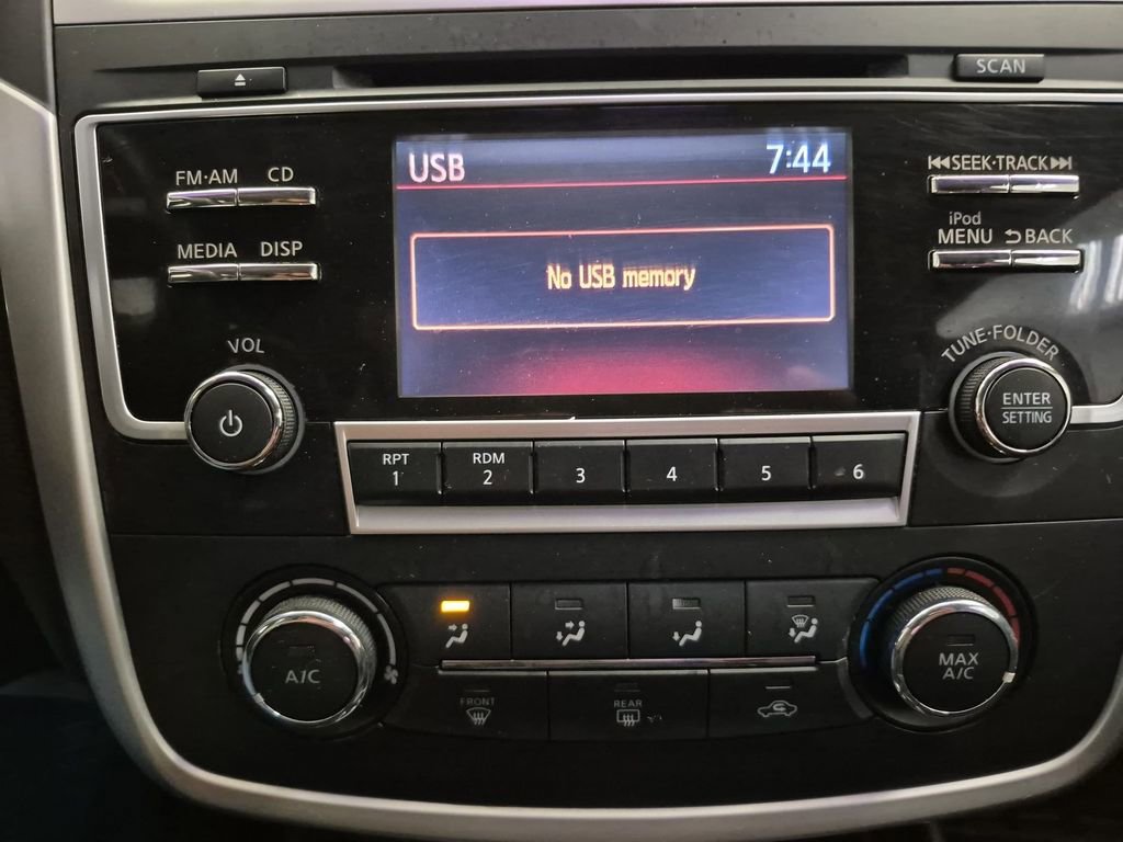 Used 2017 Nissan Altima 2.5 SR image 14