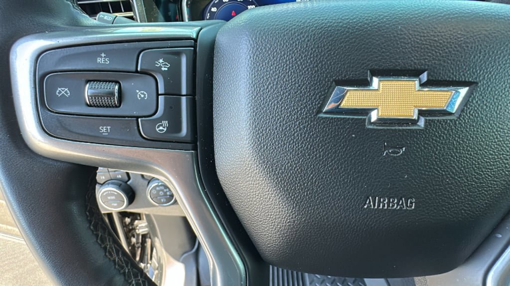 Used 2024 Chevrolet Silverado 2500 LTZ AWD/4WD image 19