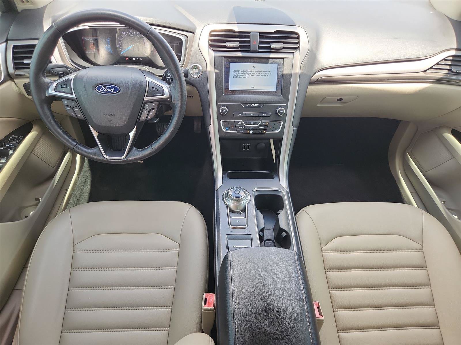 Used 2019 Ford Fusion SEL FWD image 19