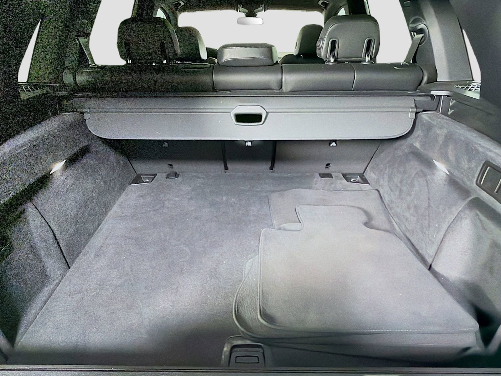 Used 2023 BMW X5 xDrive40i w/ Premium Package image 29