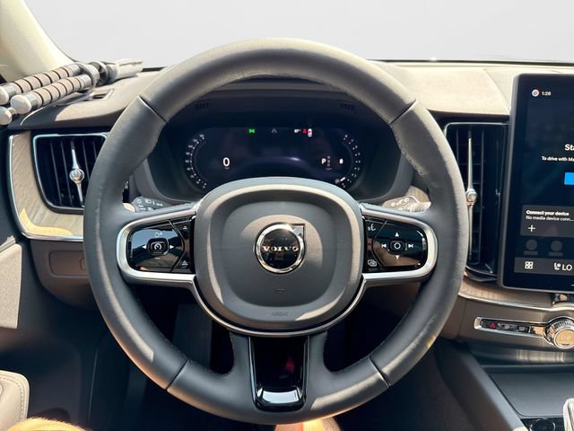 New 2027 Volvo XC60 B5 Core AWD/4WD image 11