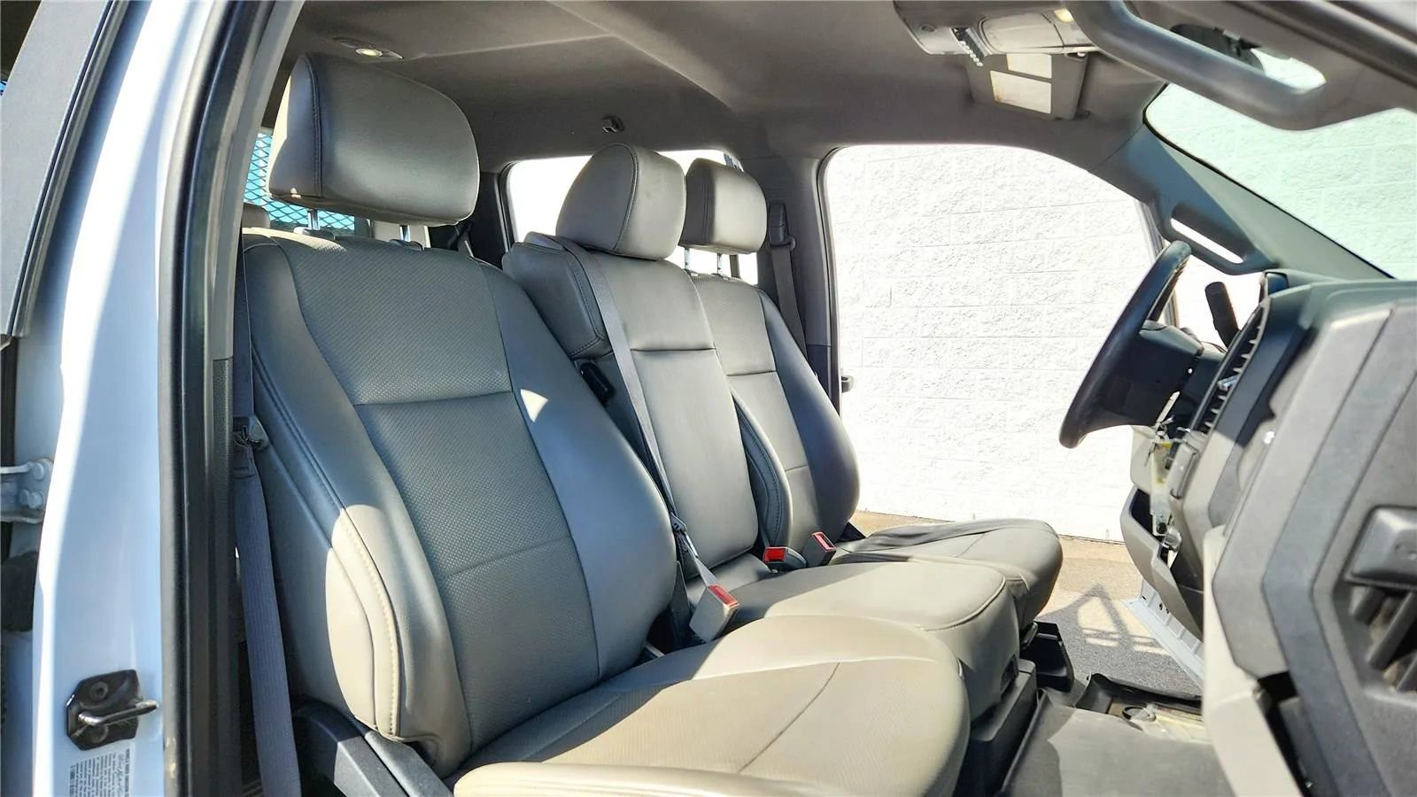 Used 2019 Ford F350 XL w/ Power Equipment Group image 34