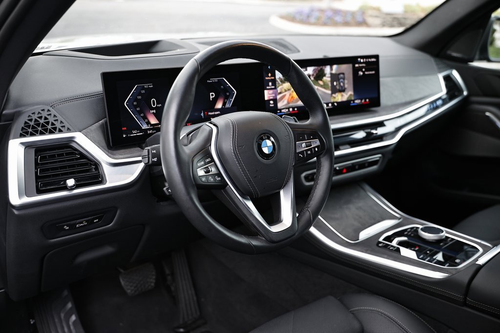 Used 2025 BMW X5 sDrive40i w/ Climate Comfort Package image 21