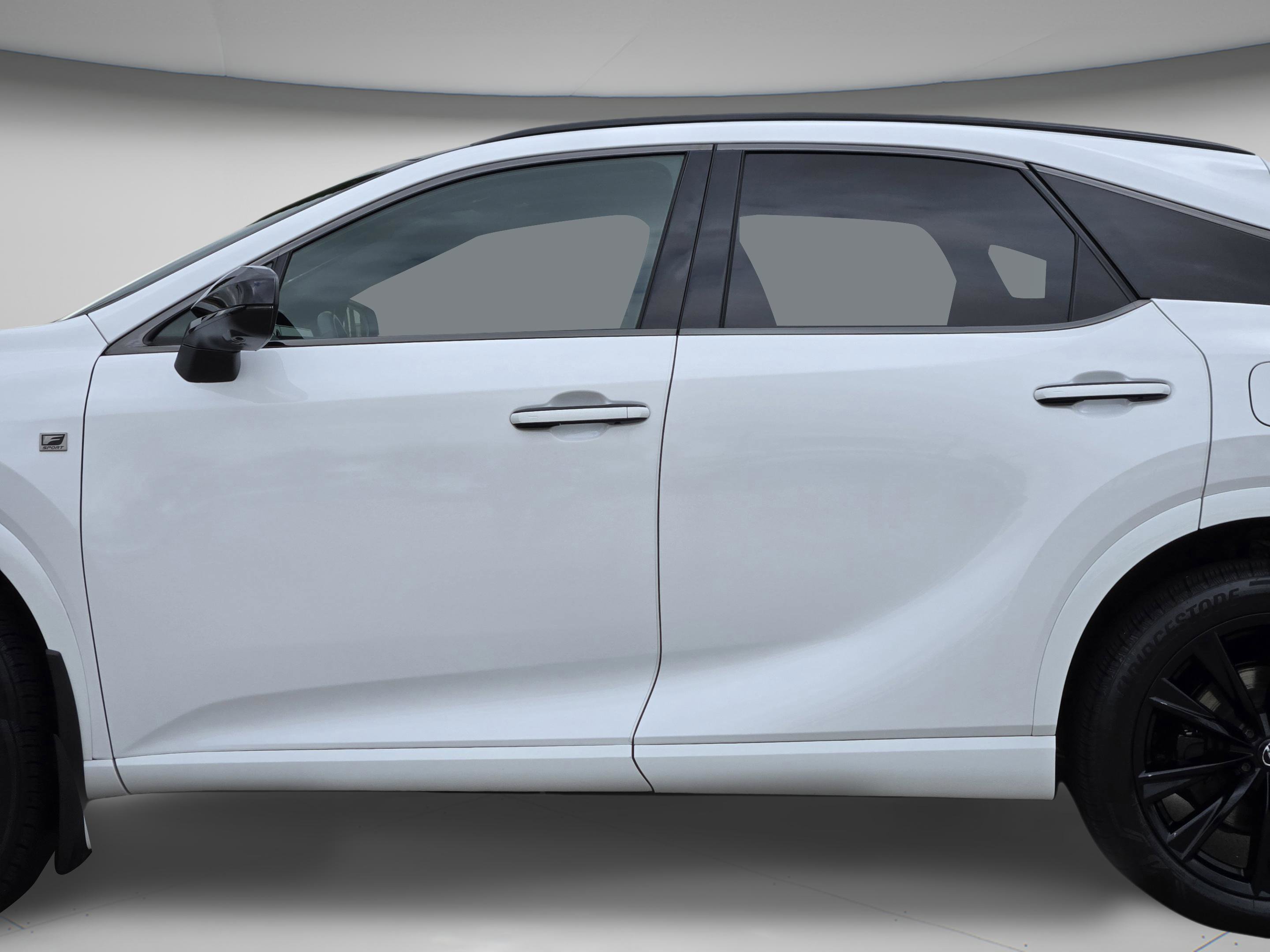 Certified 2024 Lexus RX 500h F Sport w/ Convenience Package image 3