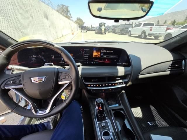 Used 2026 Cadillac CT5 V w/ Technology Package RWD image 4