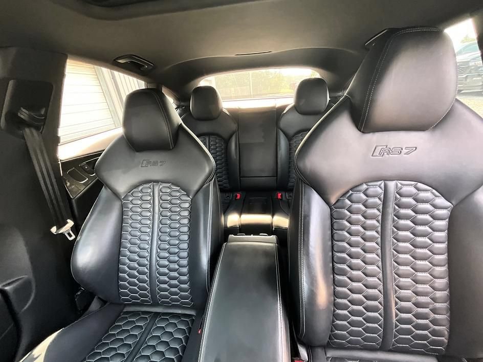 Used 2015 Audi RS 7 Prestige w/ Carbon-Optic Package AWD/4WD image 39