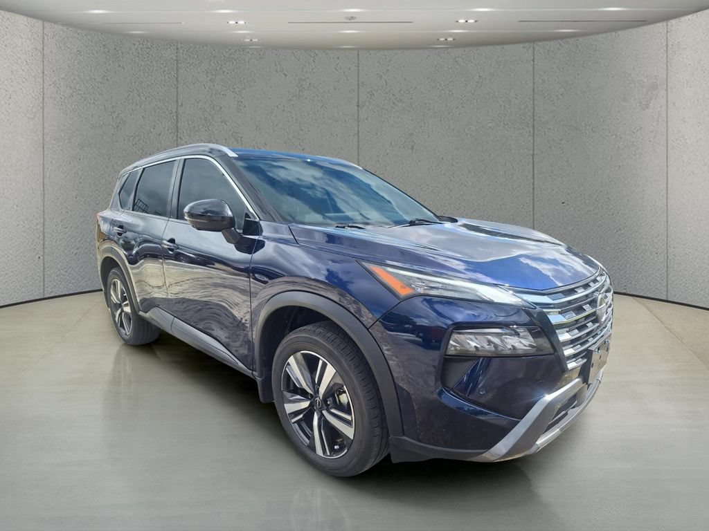 Used 2024 Nissan Rogue SL w/ SL Premium Package AWD/4WD image 7