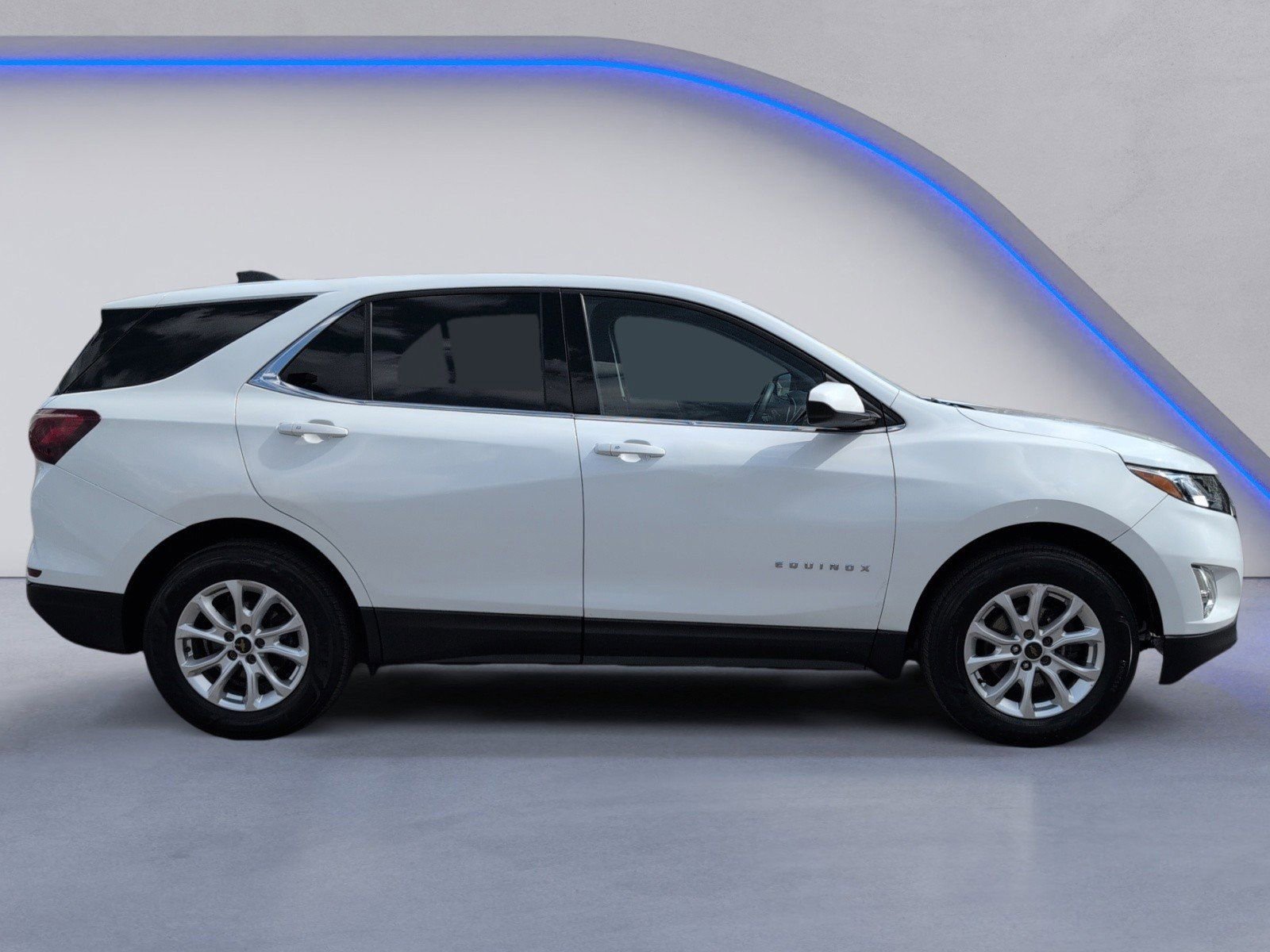 Used 2019 Chevrolet Equinox LT w/ LPO, Floor Liner Package AWD/4WD image 10