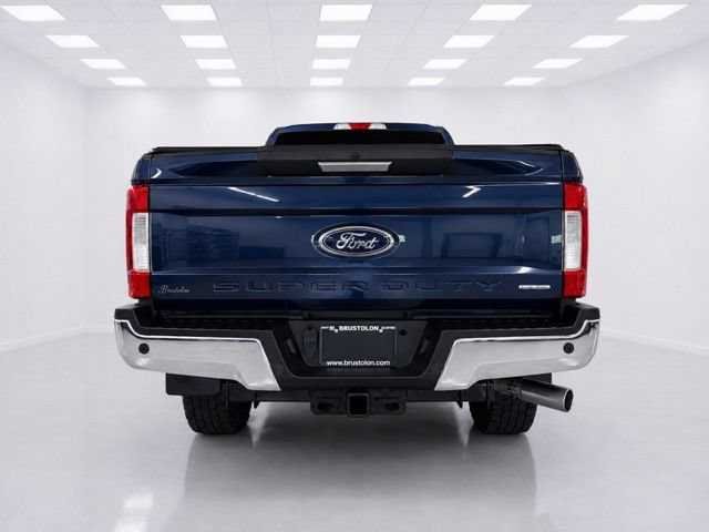 Used 2017 Ford F250 XLT w/ XLT Premium Package AWD/4WD image 6