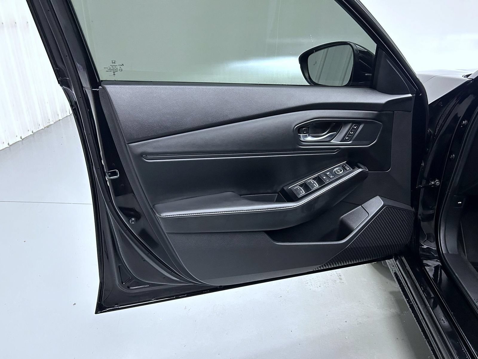 Used 2024 Honda Accord Touring image 9