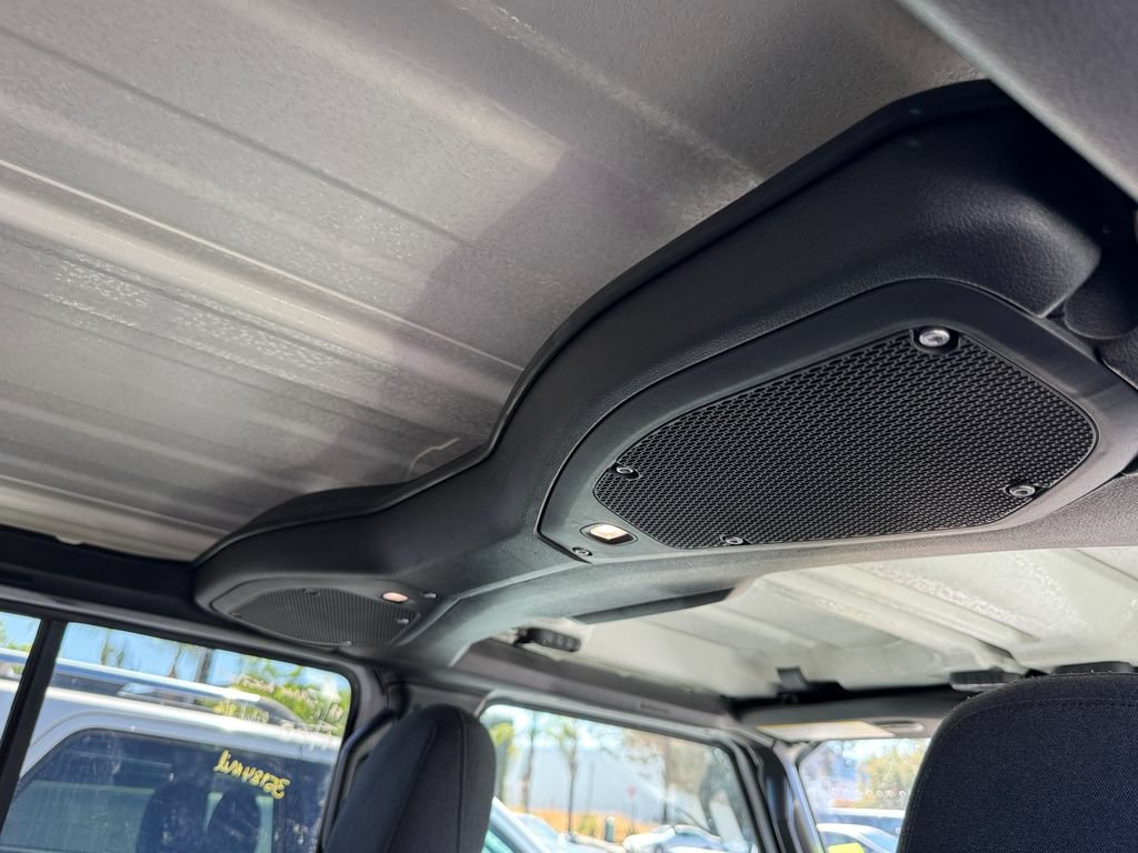 Used 2025 Jeep Wrangler Unlimited Sport AWD/4WD image 20