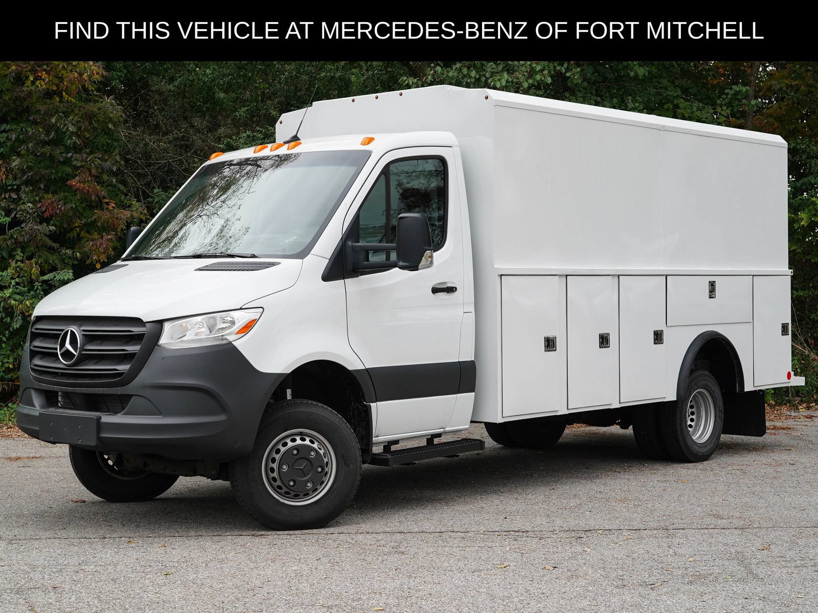 Used 2023 Mercedes-Benz Sprinter 3500 image 1