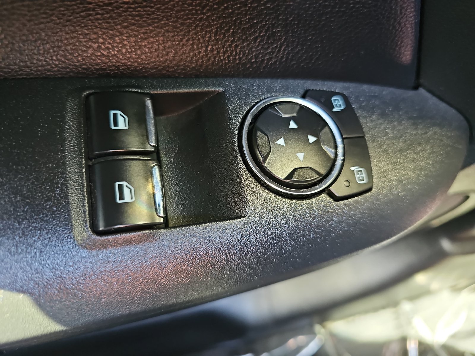 Used 2020 Ford Mustang GT w/ Black Accent Package RWD image 27