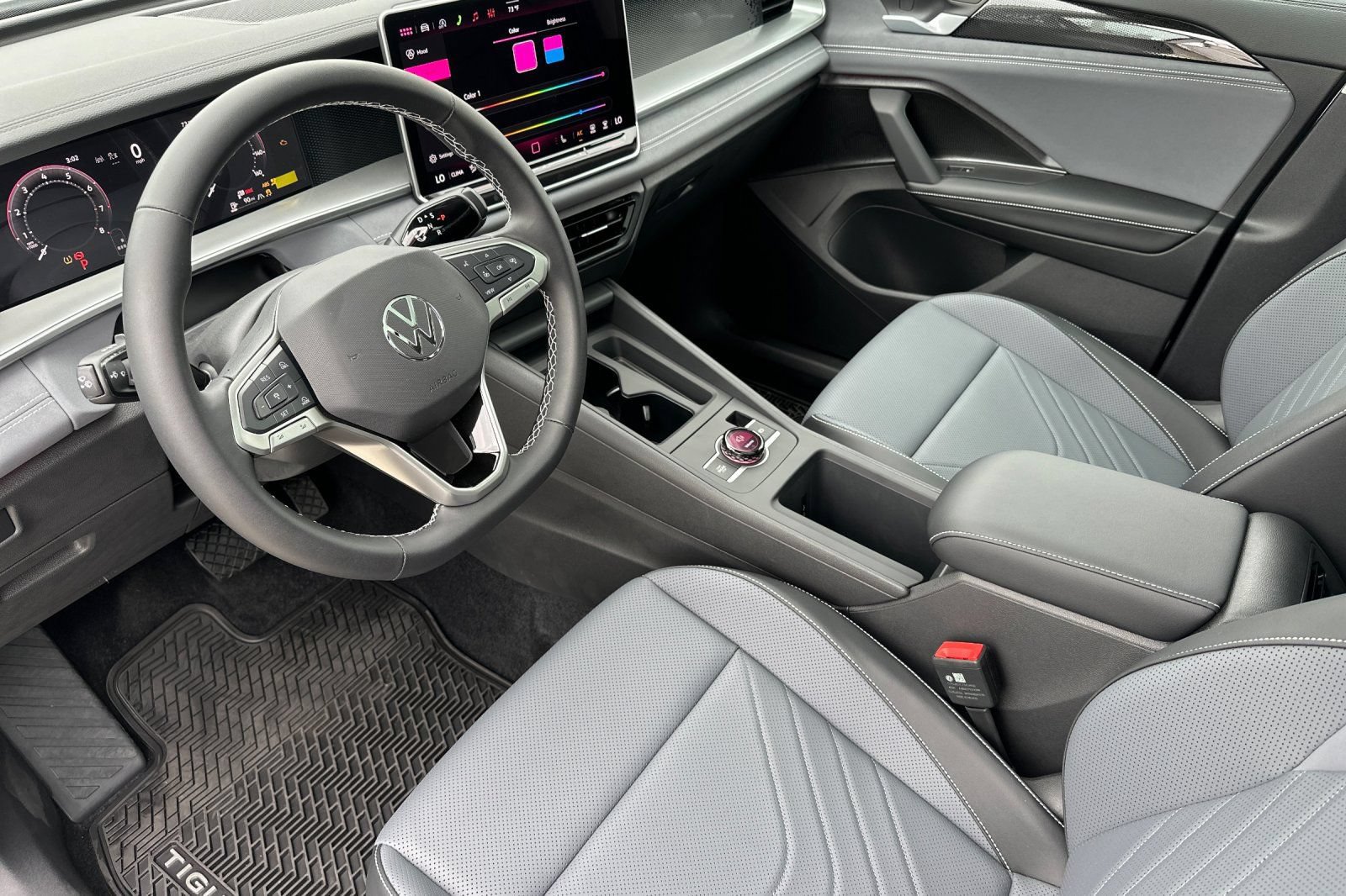 New 2026 Volkswagen Tiguan SE AWD/4WD image 10