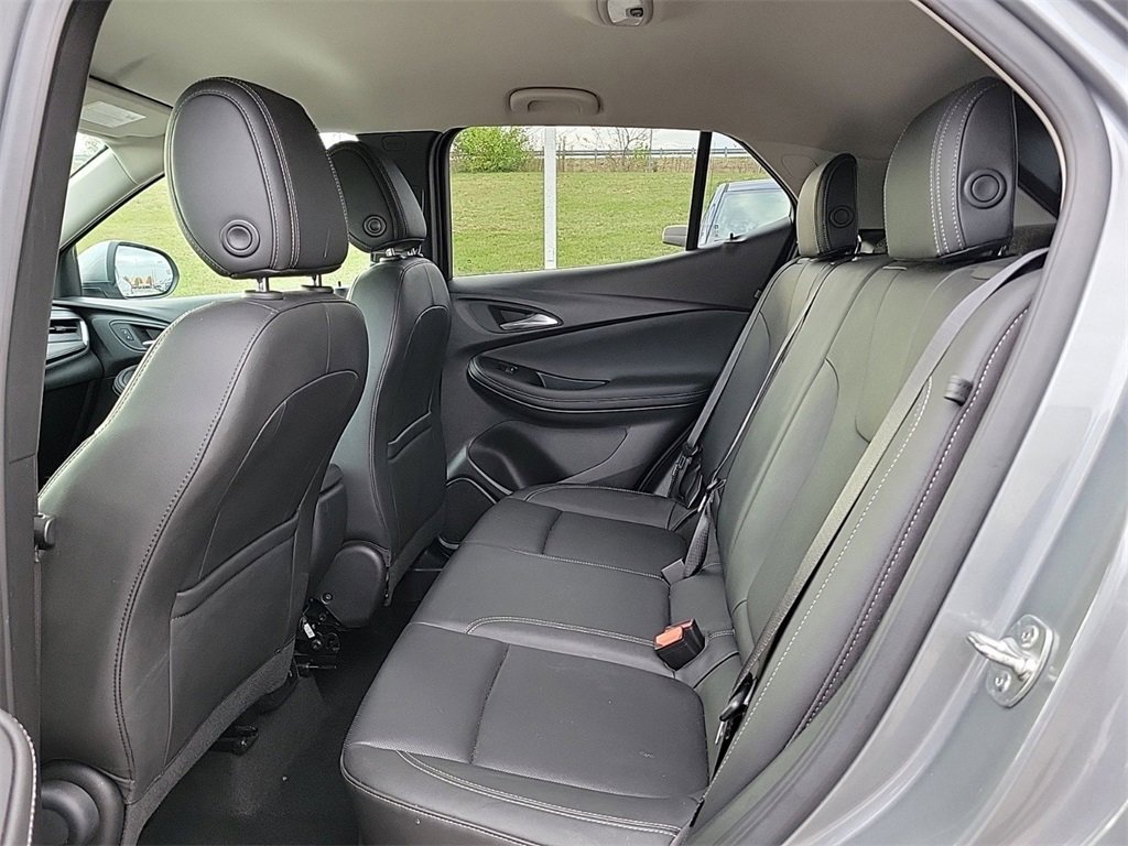Used 2024 Buick Encore GX Sport Touring image 11
