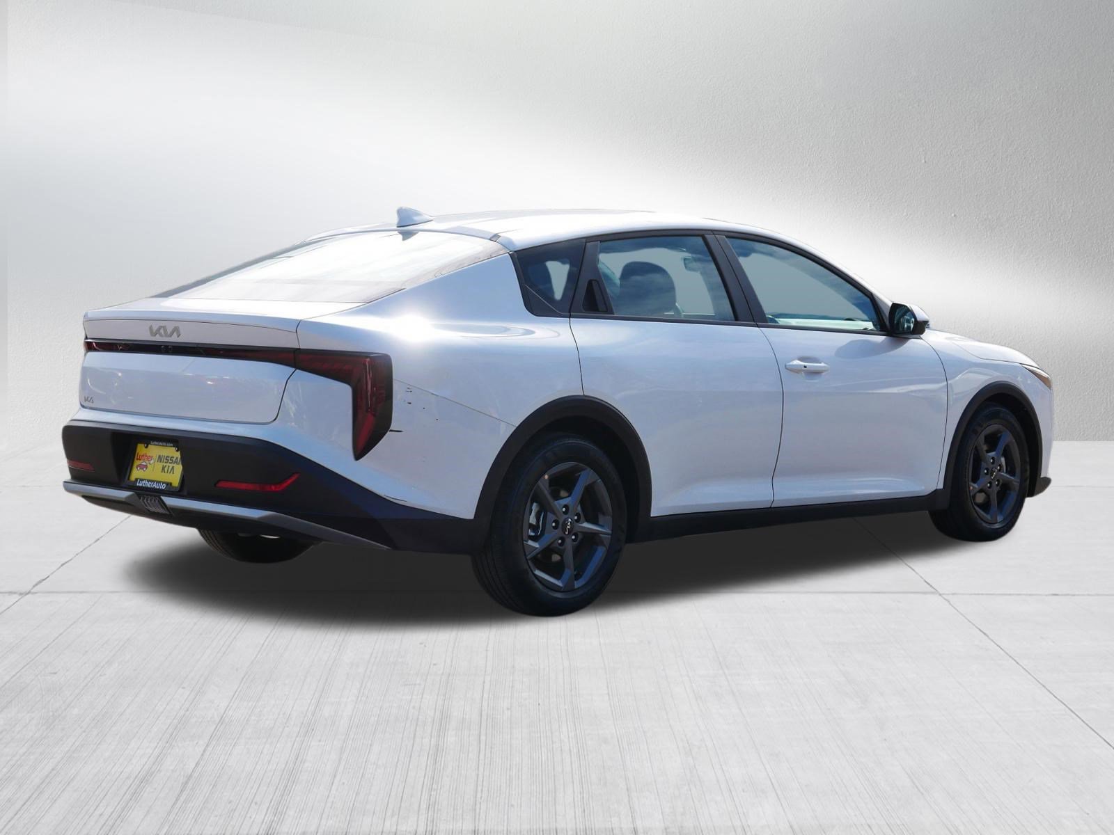 Certified 2025 Kia K4 LXS image 7