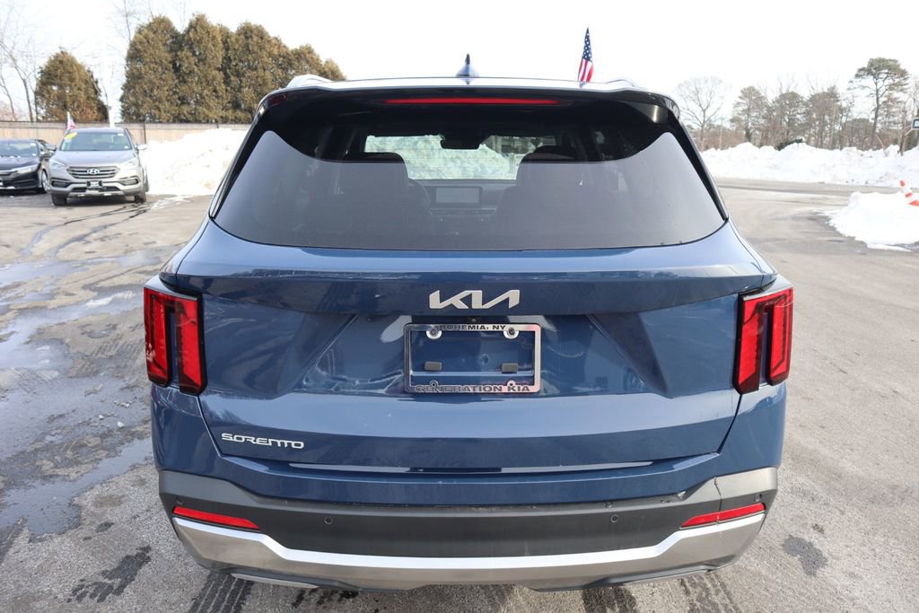 Used 2025 Kia Sorento SX image 6