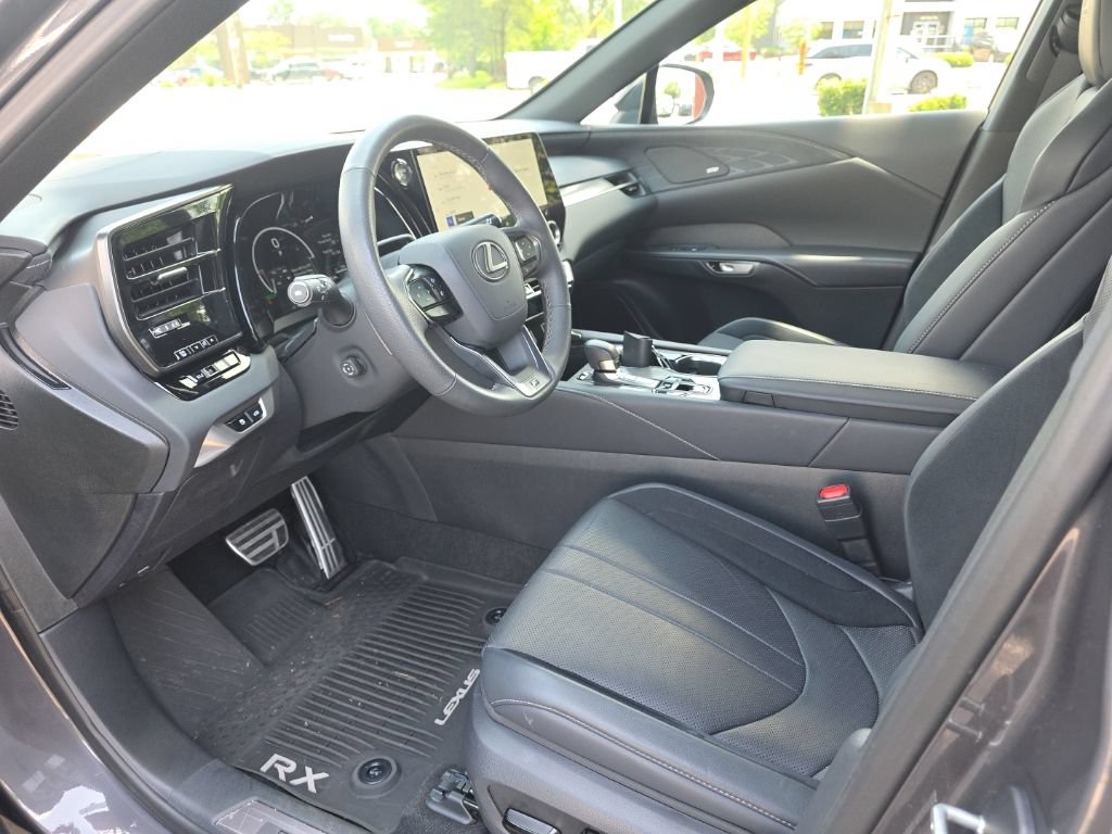 Used 2025 Lexus RX 500h F Sport AWD/4WD image 9