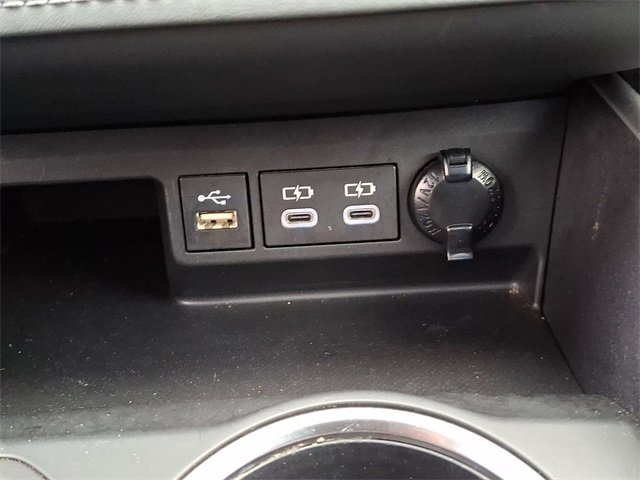 Used 2023 Toyota Highlander XLE image 26