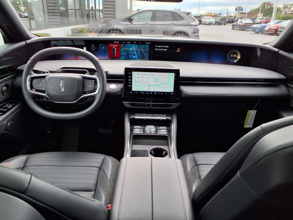 New 2025 Lincoln Nautilus Reserve w/ Jet Appearance Package image 6