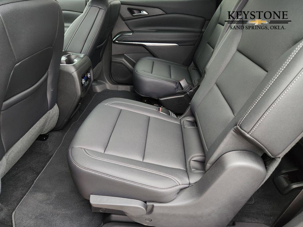 New 2026 Chevrolet Traverse LT w/ Driver Confidence Package image 30