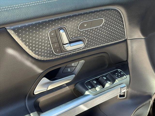 Certified 2025 Mercedes-Benz GLB 250 GLB 250 image 18