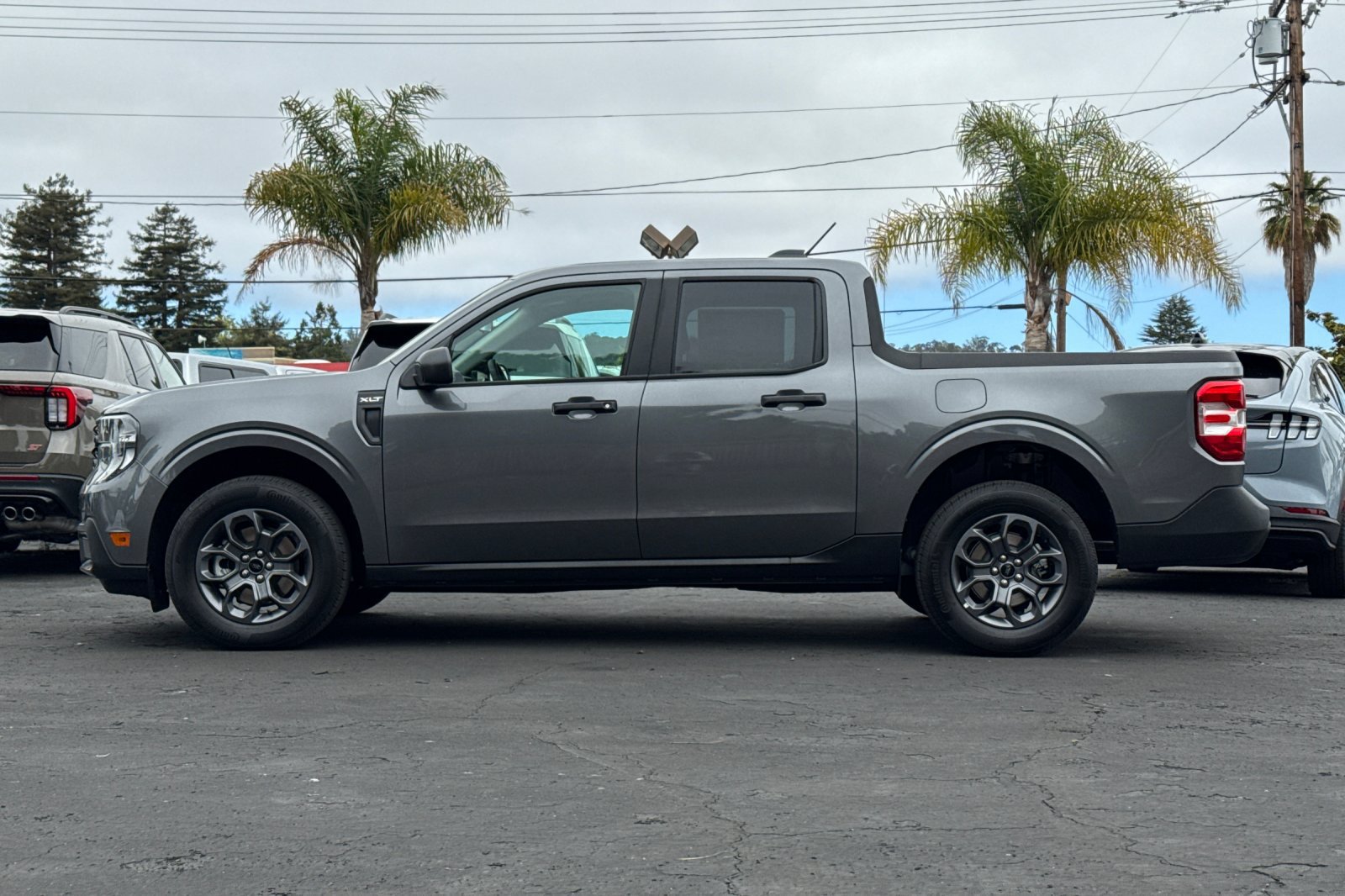 New 2026 Ford Maverick XLT FWD image 7