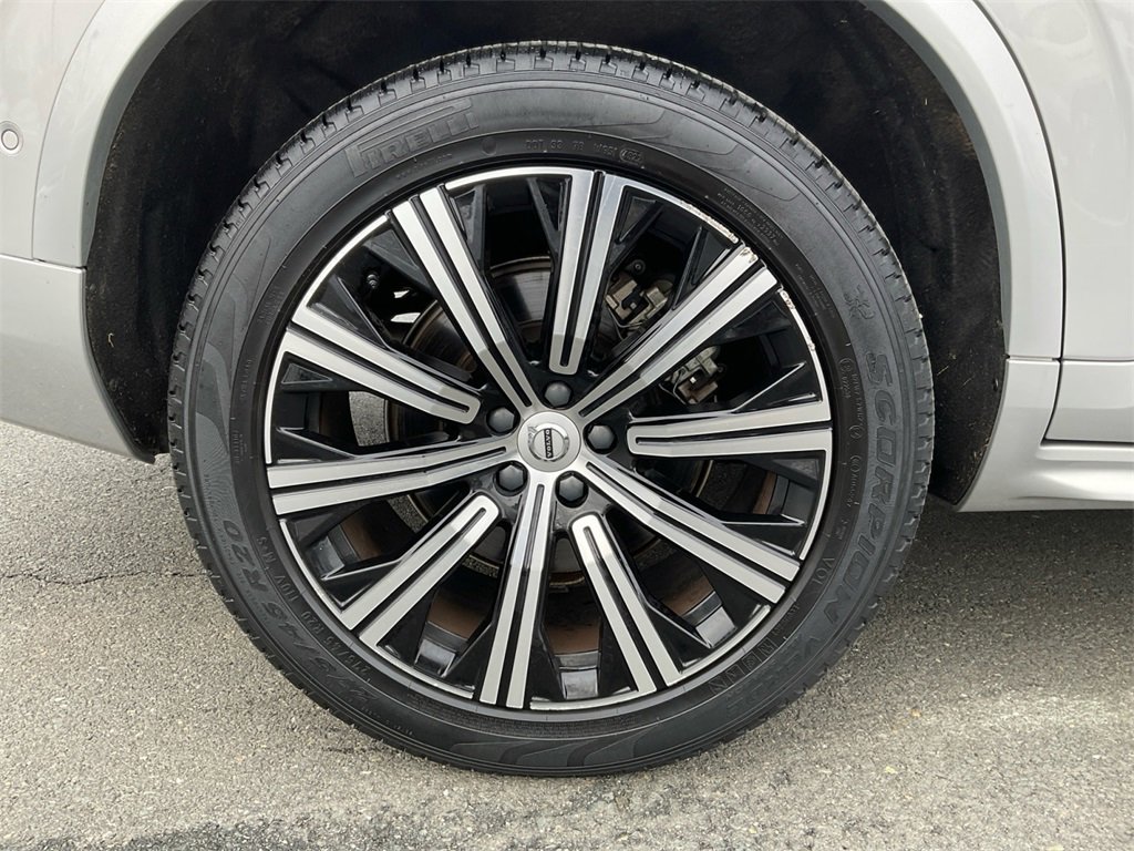 Certified 2023 Volvo XC90 B6 Plus w/ Protection Package image 16