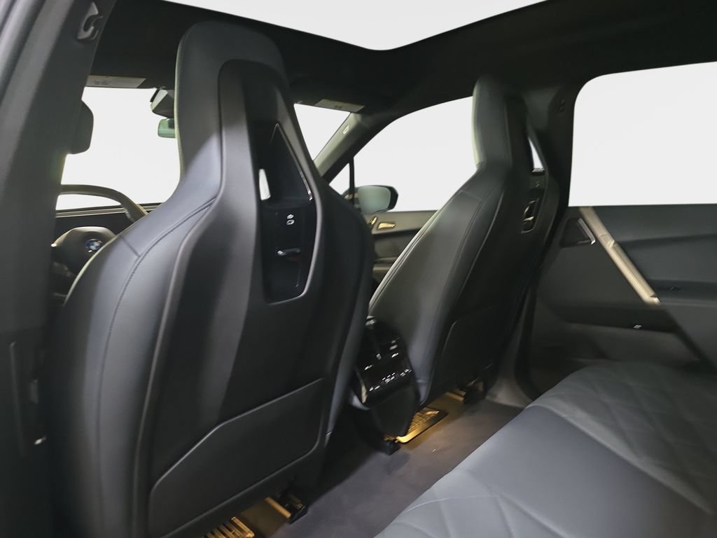 Used 2024 BMW iX M60 AWD/4WD image 16