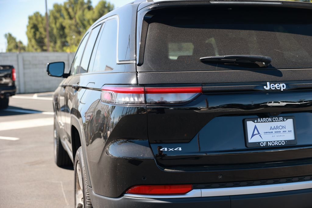 New 2026 Jeep Grand Cherokee Limited image 10