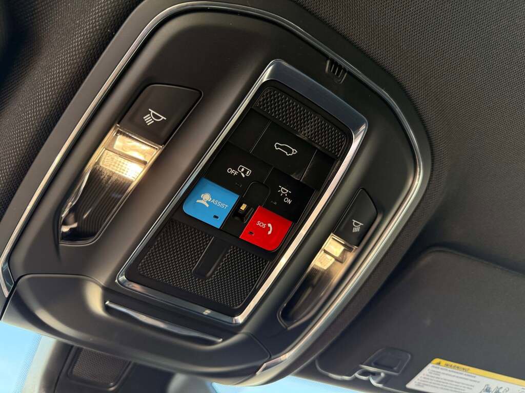 New 2026 Jeep Grand Cherokee Altitude image 22