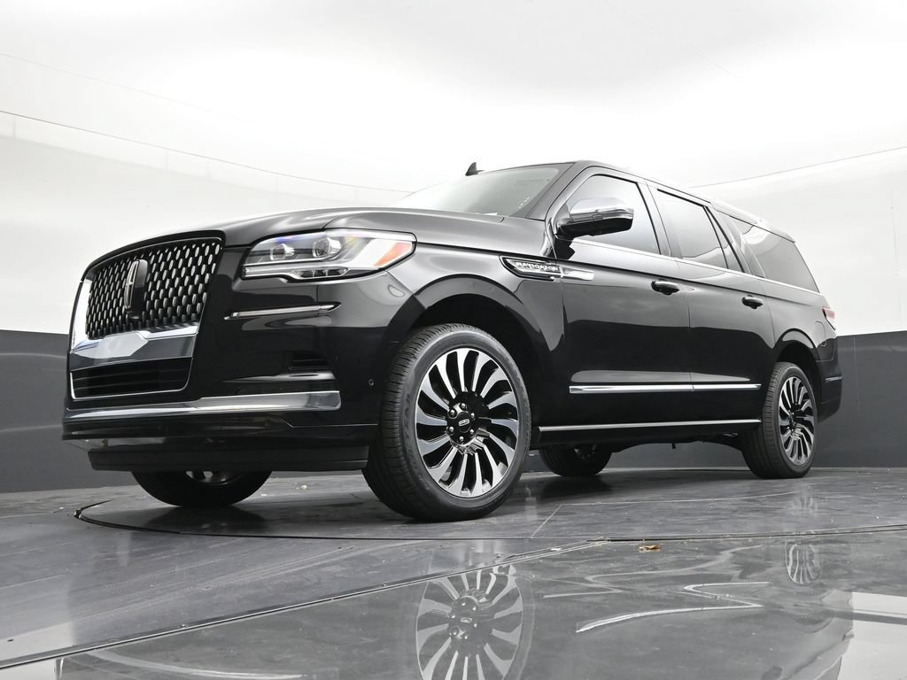 Used 2024 Lincoln Navigator L Black Label AWD/4WD image 21